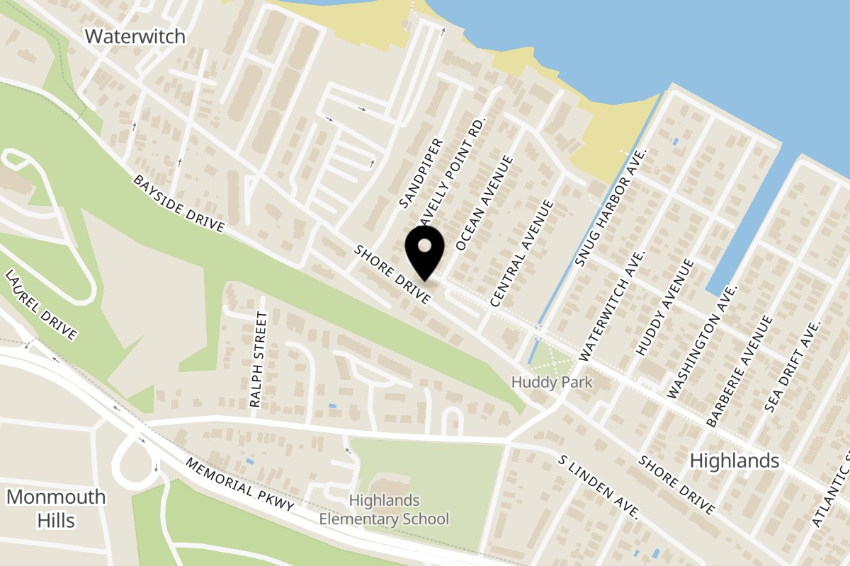 Map showing the location of et al fine food & events on 300 Shore Dr in Highlands
